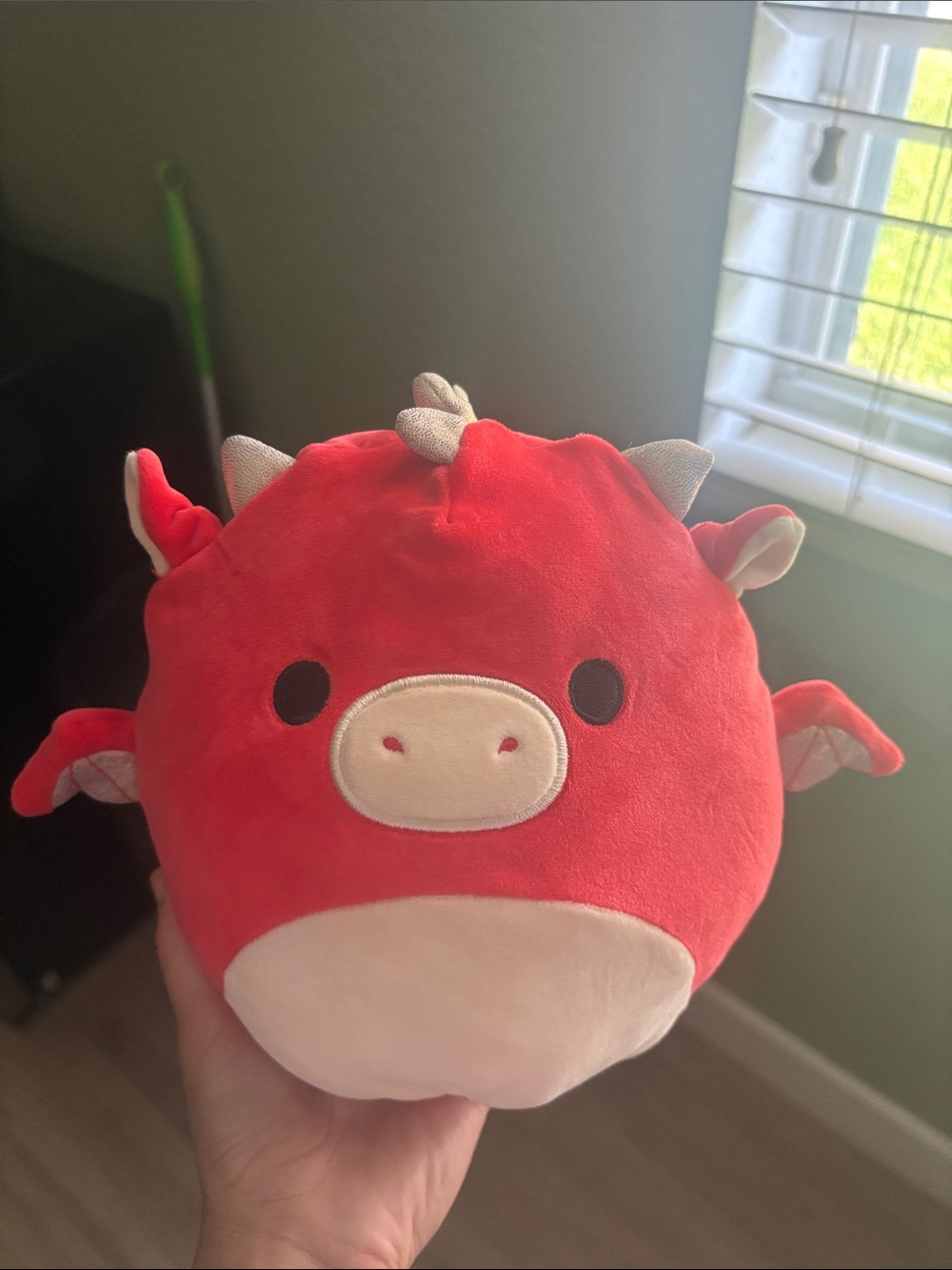 Delita and Baiden Dragonfruit and Dragon Flip Squishmallows